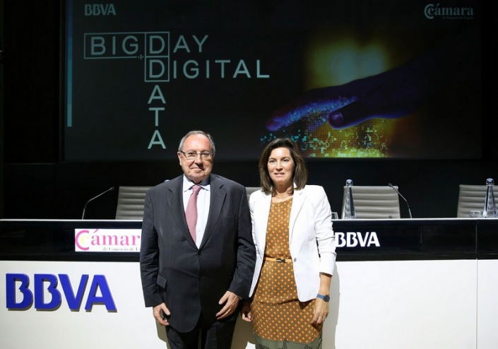 José Luis Bonet, presidente de la Cámara de Comercio de España, y Cristina de Parias¸ directora de BBVA España.