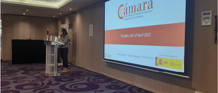 La Cámara presenta sus actividades a 60 alumnos de IE University