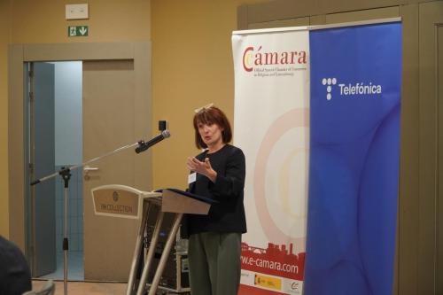 Almuerzo-debate con Linsey McCallum