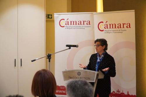 Almuerzo-debate con Arancha González Laya
