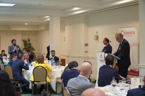 Almuerzo-debate Maciej Golubiewski
