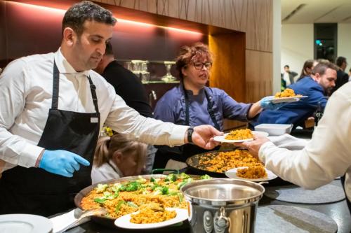 Cena solidaria con los afectados por la Dana
