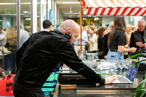 Cena solidaria con los afectados por la Dana